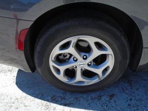 CHRYSLER PACIFICA LIMITED - 10