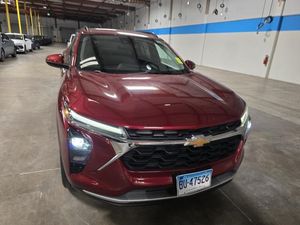 2025 Chevrolet TRAX LT — фото 18