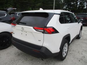 صورة 2 لـ 2025 Toyota RAV4 LE