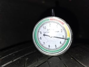 KIA CARNIVAL LXS - 10