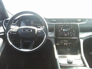 JEEP GRAND CHEROKEE ALTITUDE - 4