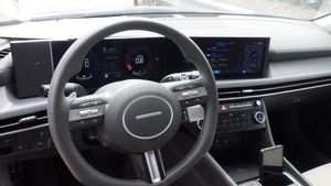 HYUNDAI SONATA SEL - 8