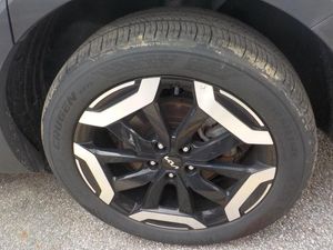 صورة 8 لـ 2025 KIA TELLURIDE S