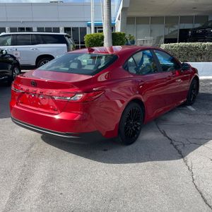 صورة 5 لـ 2025 Toyota CAMRY LE