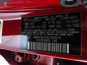 HYUNDAI VENUE SEL - 7