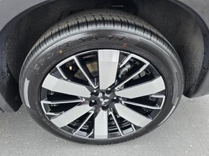 2025 Mitsubishi OUTLANDER SE — фото 8
