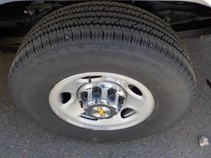 CHEVROLET EXPRESS PASSENGER LT - 9