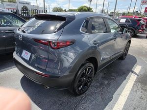 صورة 2 لـ 2025 Mazda CX-30 2.5 S CARBON EDITION