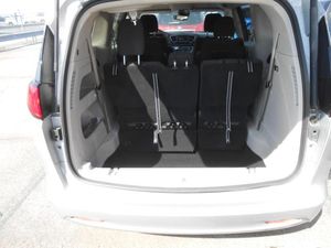 CHRYSLER VOYAGER LX - 6