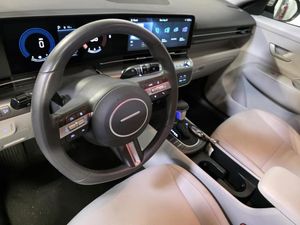 2025 Hyundai KONA SEL — фото 4