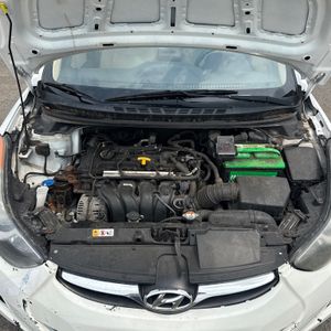 2013 Hyundai ELANTRA GLS — миниатюра 24