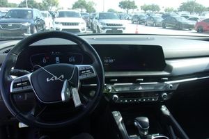 صورة 4 لـ 2025 KIA TELLURIDE S