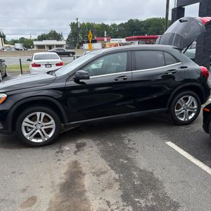 2017 Mercedes-BENZ GLA — фото 2