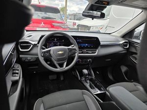صورة 4 لـ 2025 Chevrolet TRAILBLAZER LT