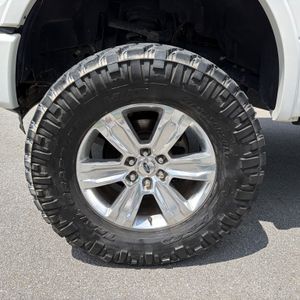 FORD F-150 PLATINUM - 10