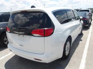 CHRYSLER VOYAGER LX - 2