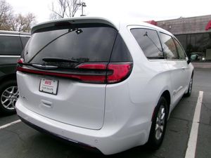 CHRYSLER PACIFICA SELECT - 2