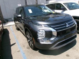 2025 Mitsubishi OUTLANDER SE — фото 10