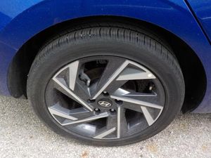 HYUNDAI ELANTRA SEL CONVENIENCE - 8