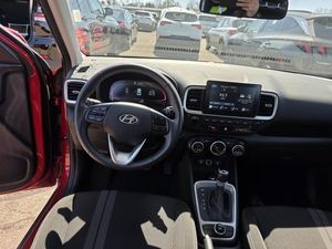 HYUNDAI VENUE LIMITED - 4