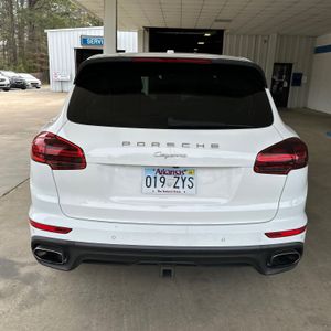 PORSCHE CAYENNE PLATINUM EDITION - 4
