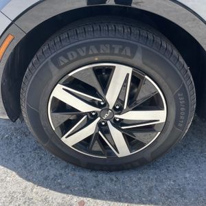 2023 KIA SORENTO S photo 10