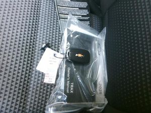 2025 Chevrolet TRAX LT 照片 14
