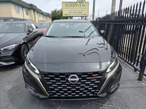 2025 Nissan ALTIMA SR thumbnail 22