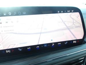 CHEVROLET TAHOE LT - 8