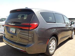 CHRYSLER PACIFICA TOURING L - 2