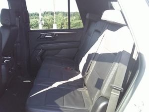صورة 23 لـ 2025 Chevrolet TAHOE LT