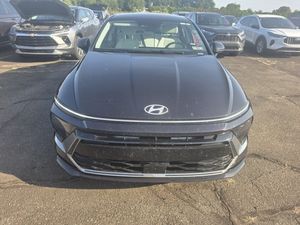 2025 Hyundai SONATA SEL 照片 16