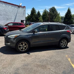 FORD ESCAPE TITANIUM - 2
