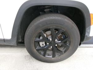 صورة مصغرة 16 لـ 2025 JEEP GRAND CHEROKEE ALTITUDE