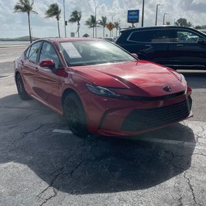 صورة 7 لـ 2025 Toyota CAMRY LE