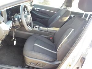 HYUNDAI SONATA SEL - 3