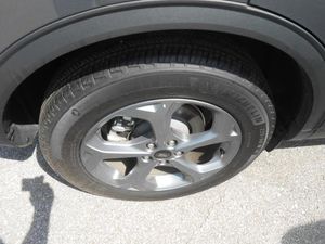 FORD ESCAPE ST-LINE - 8