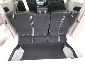 CHRYSLER PACIFICA TOURING L - 6