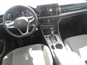 VOLKSWAGEN JETTA S - 8