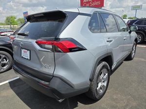 TOYOTA RAV4 - 2
