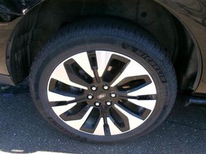 صورة 8 لـ 2025 FORD EXPEDITION PLATINUM
