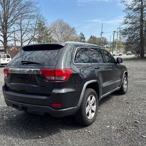 JEEP GRAND CHEROKEE LAREDO - 4