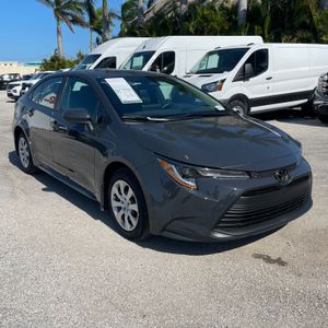 Toyota Corolla LE - 7